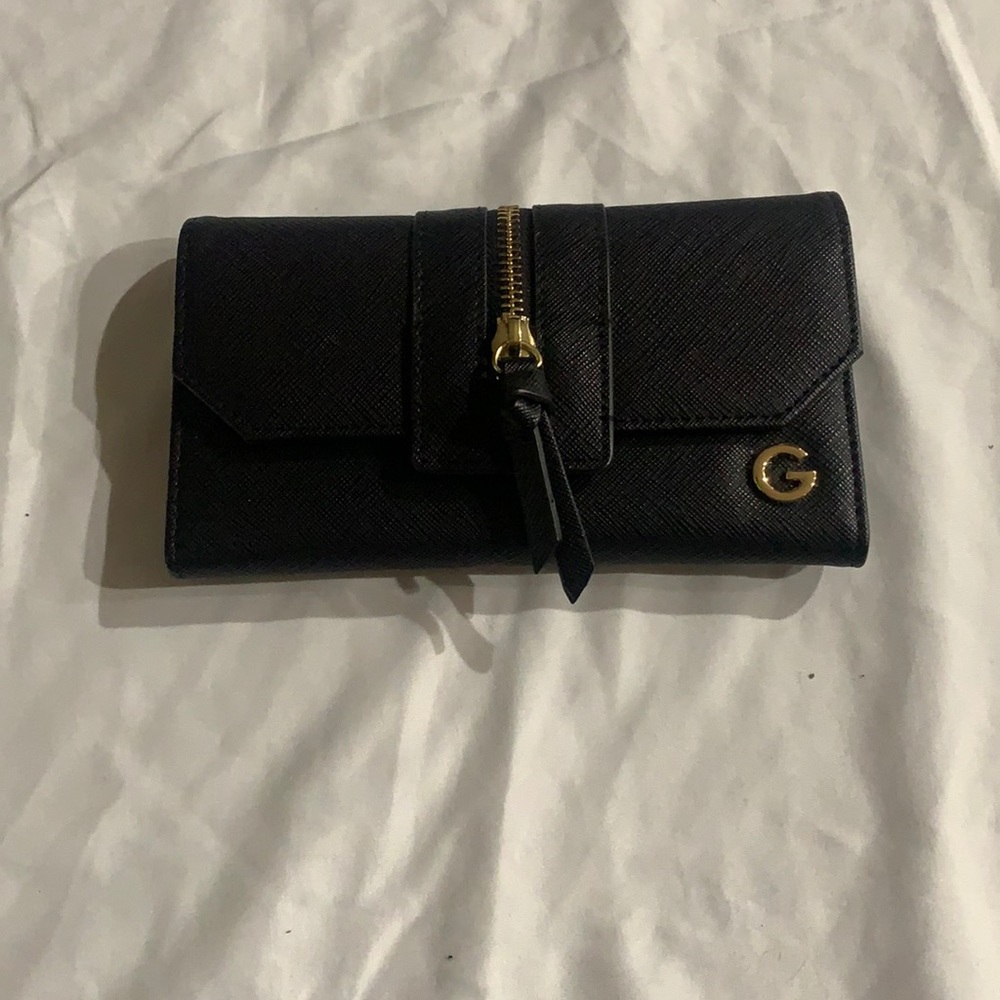g by guess wallet with gold zipper